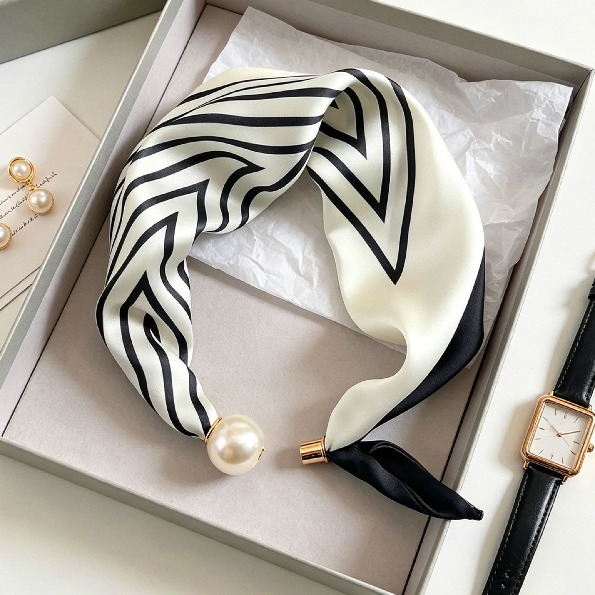 Women'S Accessories For Neck - وشاحات أنيقة وعصرية مزينة باللؤلؤ للنساء،